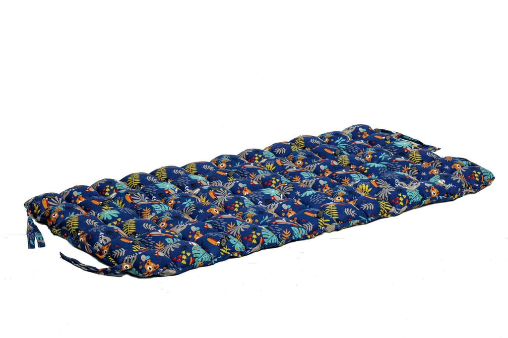 Pillow for Medium Climbing Arch